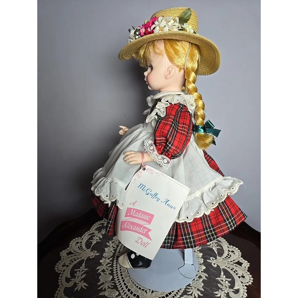 Vintage Doll. Madame Alexander. 